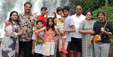 Best affordable group tour private taxi in kerala kochi