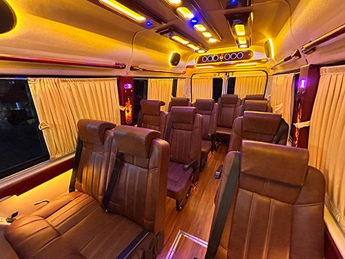 12 Seater Premium Tempo Traveller Kerala – Luxury Tempo Hire in Kochi